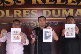 Polres Dumai  Berhasil Ungkap Pelaku Curas Yang  Menyayat  Leher  Korban, Satu Penadah Juga Diamankan