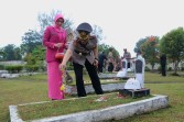 Polres Dumai Gelar Upacara Ziarah di Makam Pahlawan Damai Sentosa Kota Dumai Peringati Hari Bhayangkara ke-80