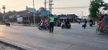 Polsek Bukit Kapur AKP Boy  Setiawan, S.A.P., M.Si.Melaksanakan Giat Strong Poin Serta  Pengaturan Arus Lalu Lintas
