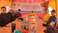 IKTD Bersama GETTAR Kota Dumai Menyerahkan Bantuan Warga Tanah Datar Yang Terdampak Banjir Bandang dan Tanah Lonsor