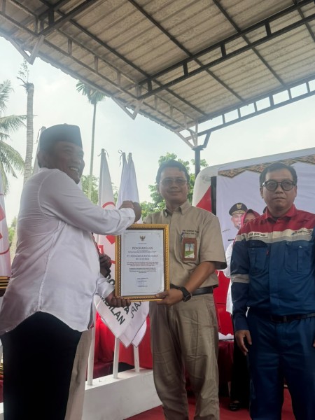 PT Pertamina Patra Niaga Refinery Unit Dumai Raih Penghargaan Pelaksana Donor Darah Terbanyak di Dumai, Buah Konsisten Kepedulian untuk Masyarakat.