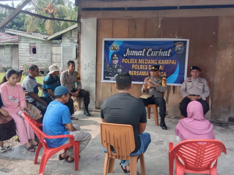 Polres Dumai Melalui Polsek Medang Kampai Kembali Melaksanakan Kegiatan Rutin Yang Mengusung Tema ‘Jumat Curhat’