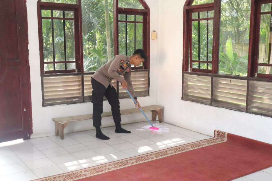 HUT Humas Polri ke-73, Humas Polres Dumai Menggelar Kegiatan Bakti Sosial Religi