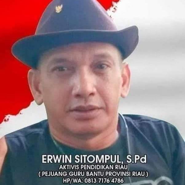 Aktivis Pendidikan Riau Erwin Sitompul Apresiasi Kepala SMA Negeri 5 Pekanbaru Elmi Gurita