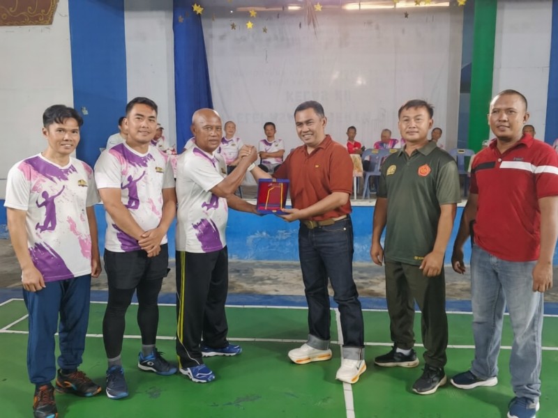 Pertamina Patra Niaga RU II Area Pangkalan Brandan Perkuat Kolaborasi dengan Komunitas Olahraga Lewat Edu Wisata dan Exhibition Badminton