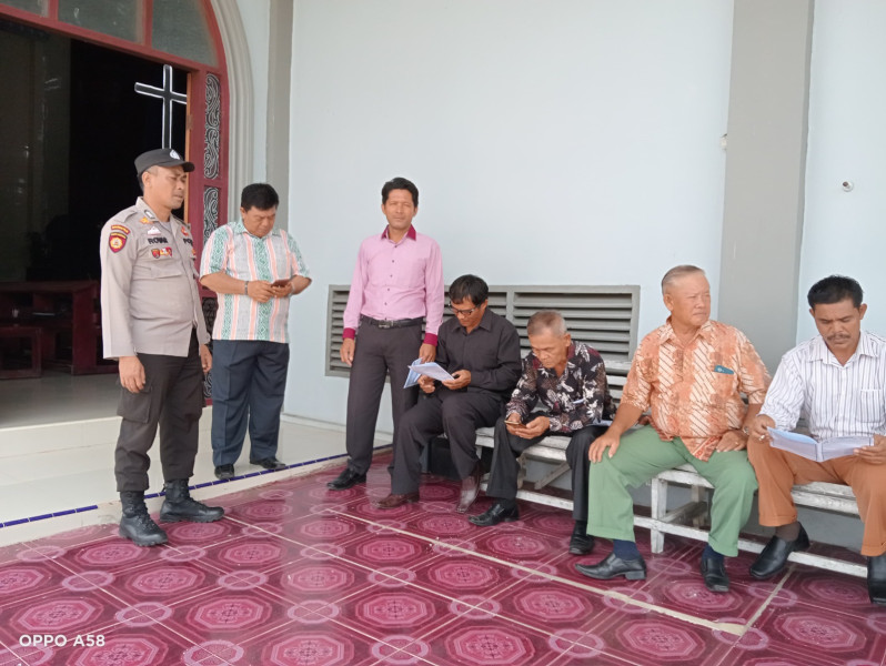 Laksanakan program Minggu Kasih, Polsek Dumai Barat Menyambangi Warganya RT 04 Ratu Sima