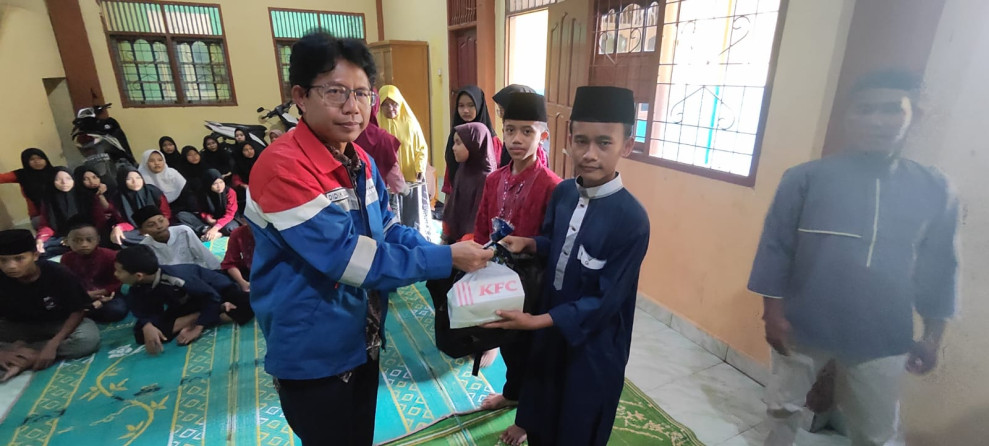 Program Rabu Ceria Berlanjut, PT KPI RU Dumai Santuni Anak Yatim di 2 Panti Asuhan