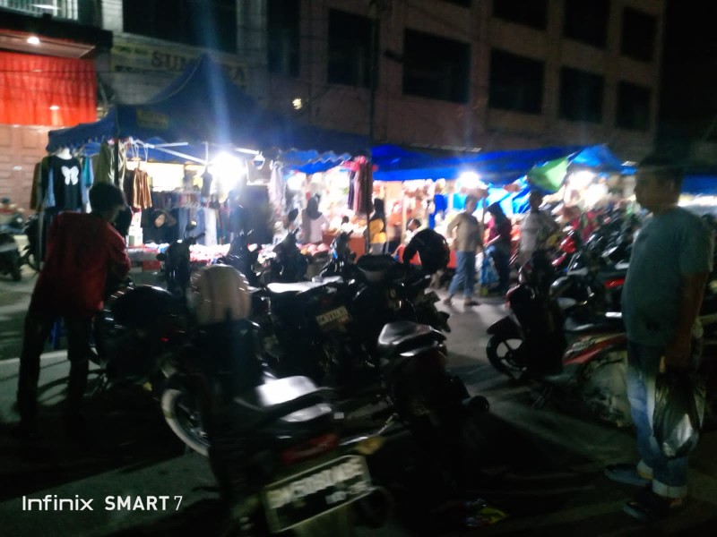 Pedagang Pasar Dumai Keluhkan Sepinya Pembeli Jelang Lebaran