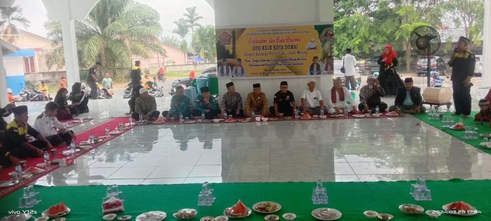 Keluarga Besar Rang Jambak ( KBRJ ) Mengadakan Acara Silaturahmi dan Berbuka Bersama
